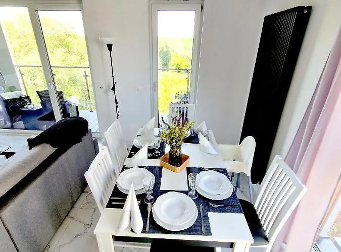 Apartament Starolecka Warta Parking Included 아파트